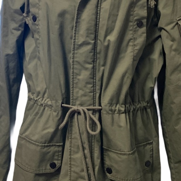 North Zone olive stadium length jacket, new - Picture 3 of 11